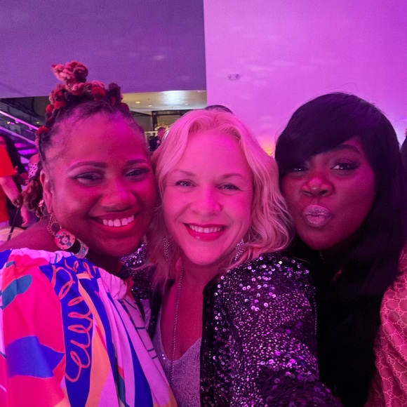 curatedbyrach is LIVE! This is my new flyer, please ❤️ it to know when I go live - Picture 10 of 13